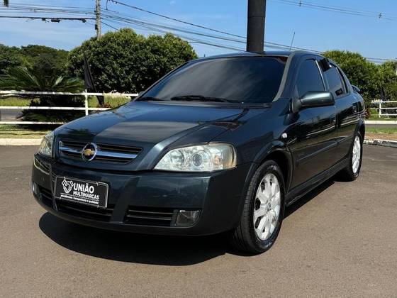 CHEVROLET ASTRA 2.0 MPFI ADVANTAGE 8V FLEX 4P MANUAL